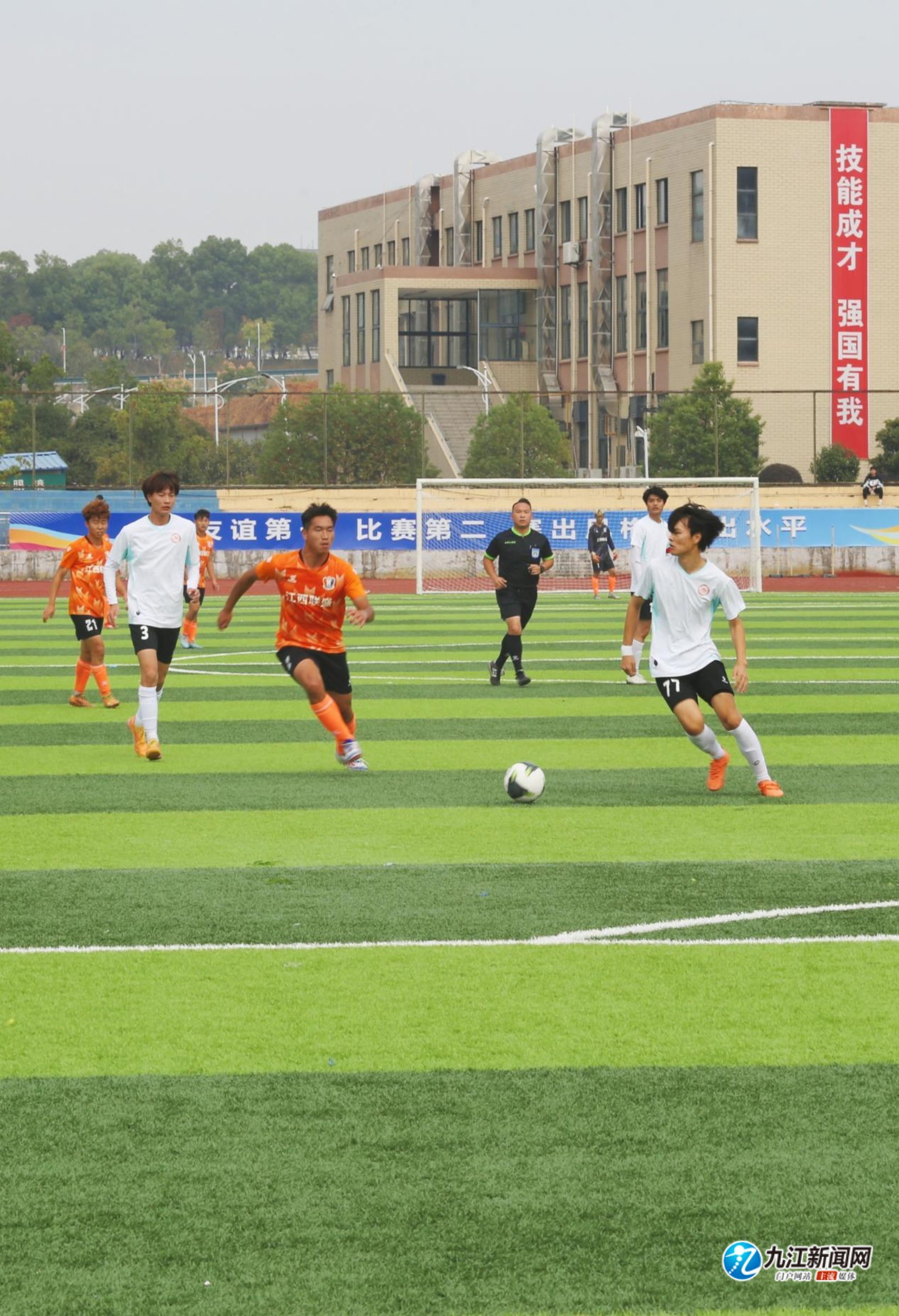 尤其是在防 尤其是在防