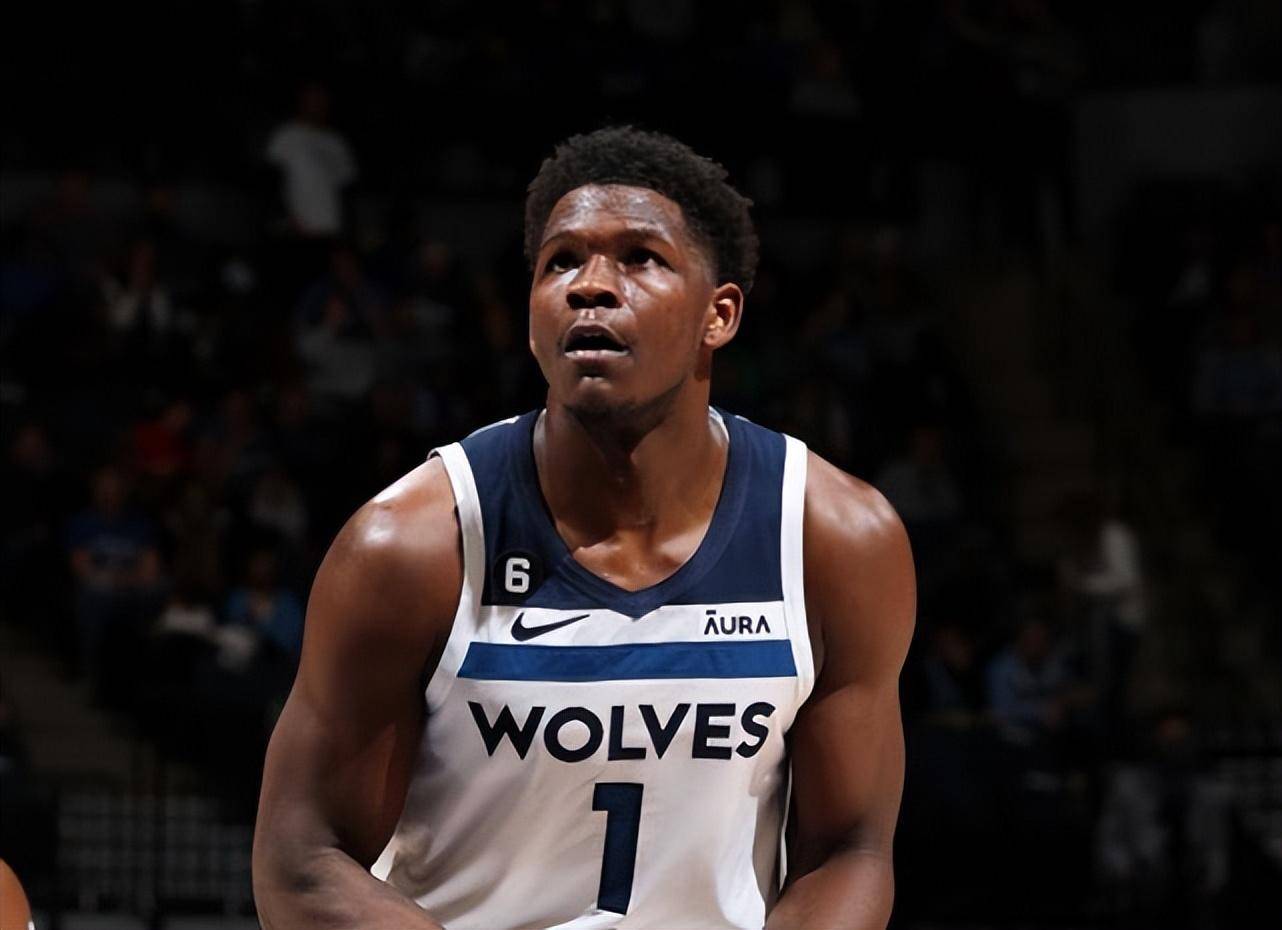 在赛季末为 在赛季末为