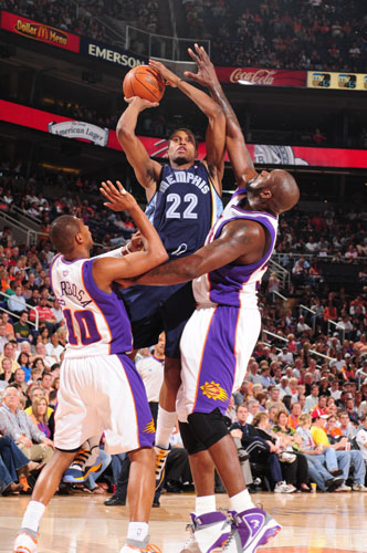 使得他们在 使得他们在